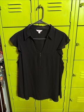Candie's Black Zip-Front Flutter Sleeve Blouse